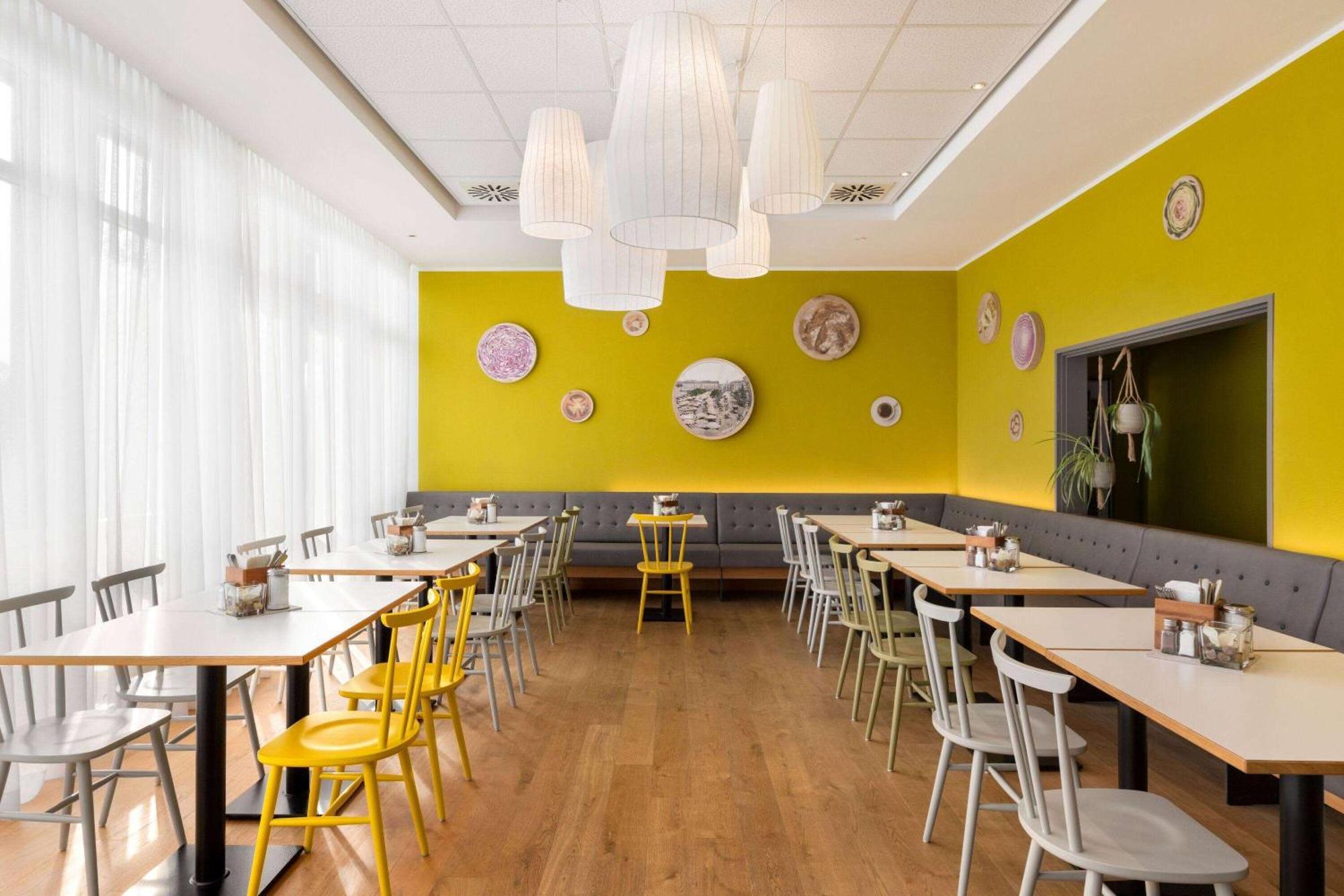 Vienna House Easy By Wyndham Amberg Hotel Exterior photo
